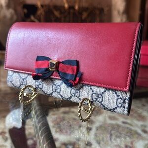 Gucci wallet Red and Beige  with Bow Accent